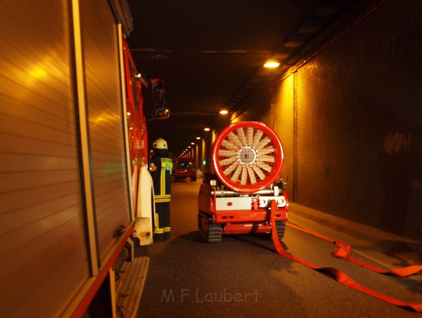 BF Koeln Tunneluebung Koeln Kalk Solingerstr und Germaniastr P234.JPG